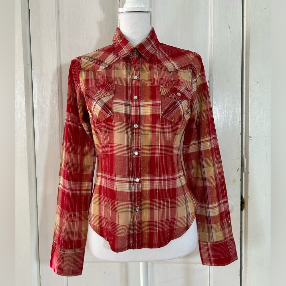 Women’s Red Plaid Western Shirt with Pearl Snaps size Small